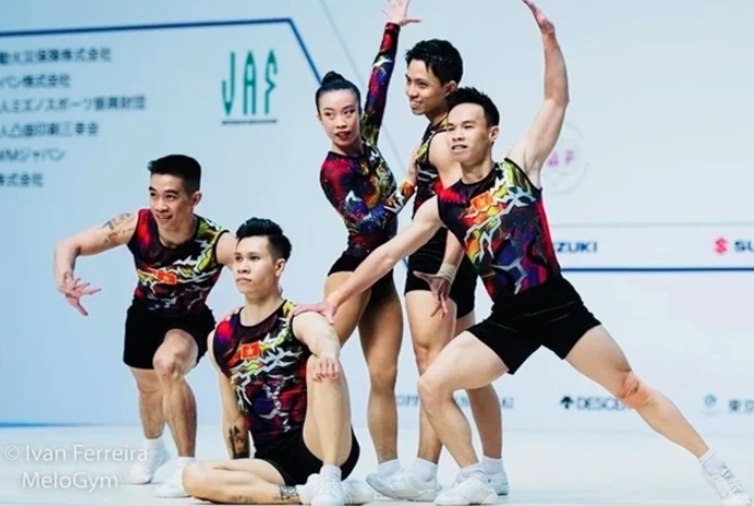 Vietnamese athletes win gold medal at Aerobic World Cup in Japan